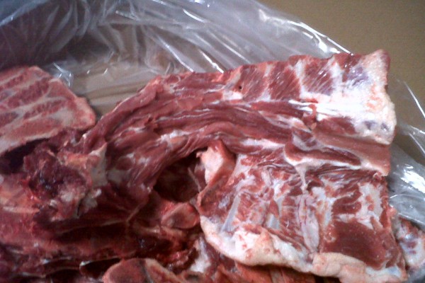 Frozen Pork Neckbones - Gonçalves & Tortola S.A | GTFoods